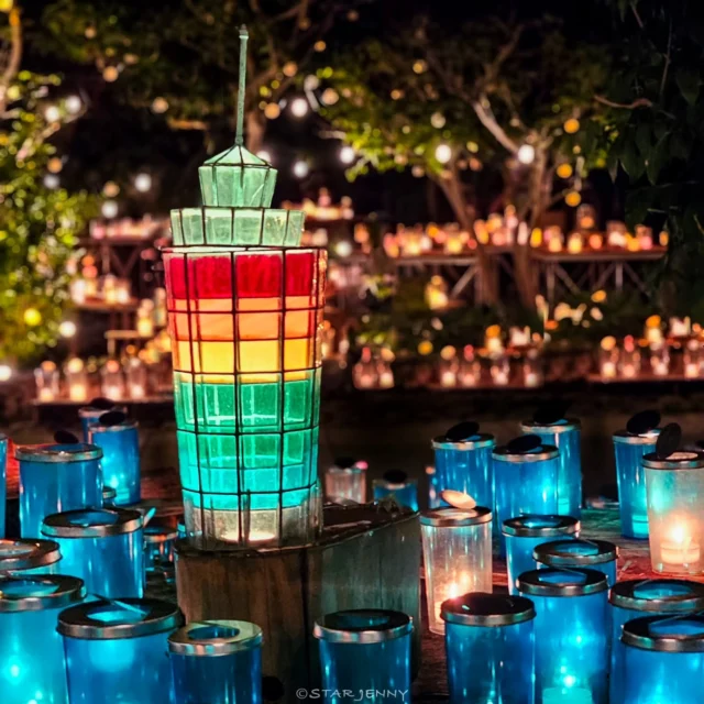 ✨🕯️【湘南キャンドル】🕯️✨開催中!
キャンドルホルダーに
お好きなイラストを描いて
湘南キャンドルと一緒に展示
できるレアな体験も、
日付を書き込んで
江の島に遊びにきた
思い出をお持ち帰りできる
湘南キャンドル限定記念も
湘南キャンドル最終日、
11月3日(月祝)までです🏃💦
📍21daysSOUVENIR ENOSHIMA 
 (江の島21daysSOUVENIR ENOSHIMA のみでの販売です)
@21days_souvenirs_enoshima
📍Location @samuel_cocking_garden
✒️Designed @star_jenny01
✨🕯️**【Shonan Candle】** is on! 🕯️✨
Don't miss the rare opportunity to draw your favorite illustration on a candle holder and have it displayed with the Shonan Candles!
You can also get a Shonan Candle limited souvenir to take home, where you can write down the date to remember your visit to Enoshima!
Both of these special offerings are only available until the final day of Shonan Candle: Monday, November 3rd (Holiday)! 🏃♀️💨
📍Available exclusively at 21days SOUVENIR ENOSHIMA
@21days_souvenirs_enoshima
📍Location: @samuel_cocking_garden
✒️Designed by @star_jenny01
🗓️開催日
10月11日(土)~11月3日(月祝)
⌚開催時間
17:00~20:00(最終入場19:30)
土日祝は21:00まで(最終入場20:30)
📍開催場所
江の島サムエル・コッキング苑/江の島シーキャンドル
/江島神社他
【料金】
🌙夜間入園料17時以降
大人500円小人250円
🗼昇搭料
大人800円小人400円
※雨天・強風の場合は中止となります
#湘南キャンドル
#湘南キャンドル2025
#江の島
#サムエルコッキング苑
#江の島シーキャンドル
#enoshima 
#starjenny 
#shonan 
#enoshima
#観光地
#湘南